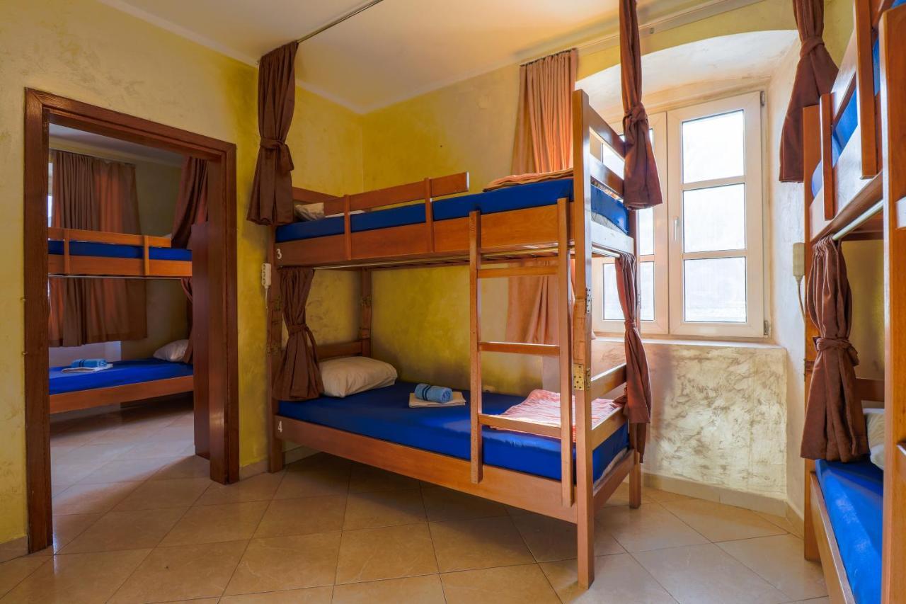 Montenegro Hostel 4U Kotor Kültér fotó