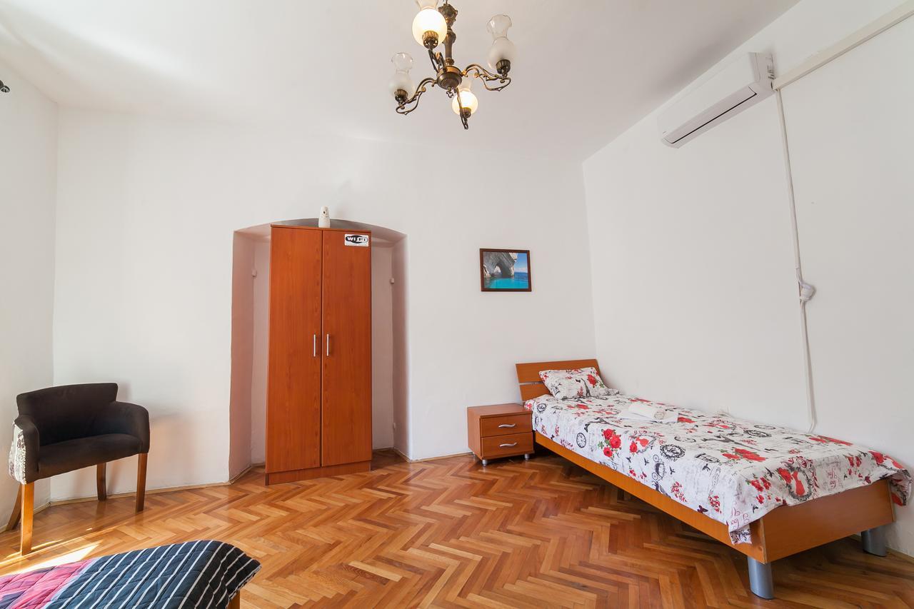 Montenegro Hostel 4U Kotor Kültér fotó