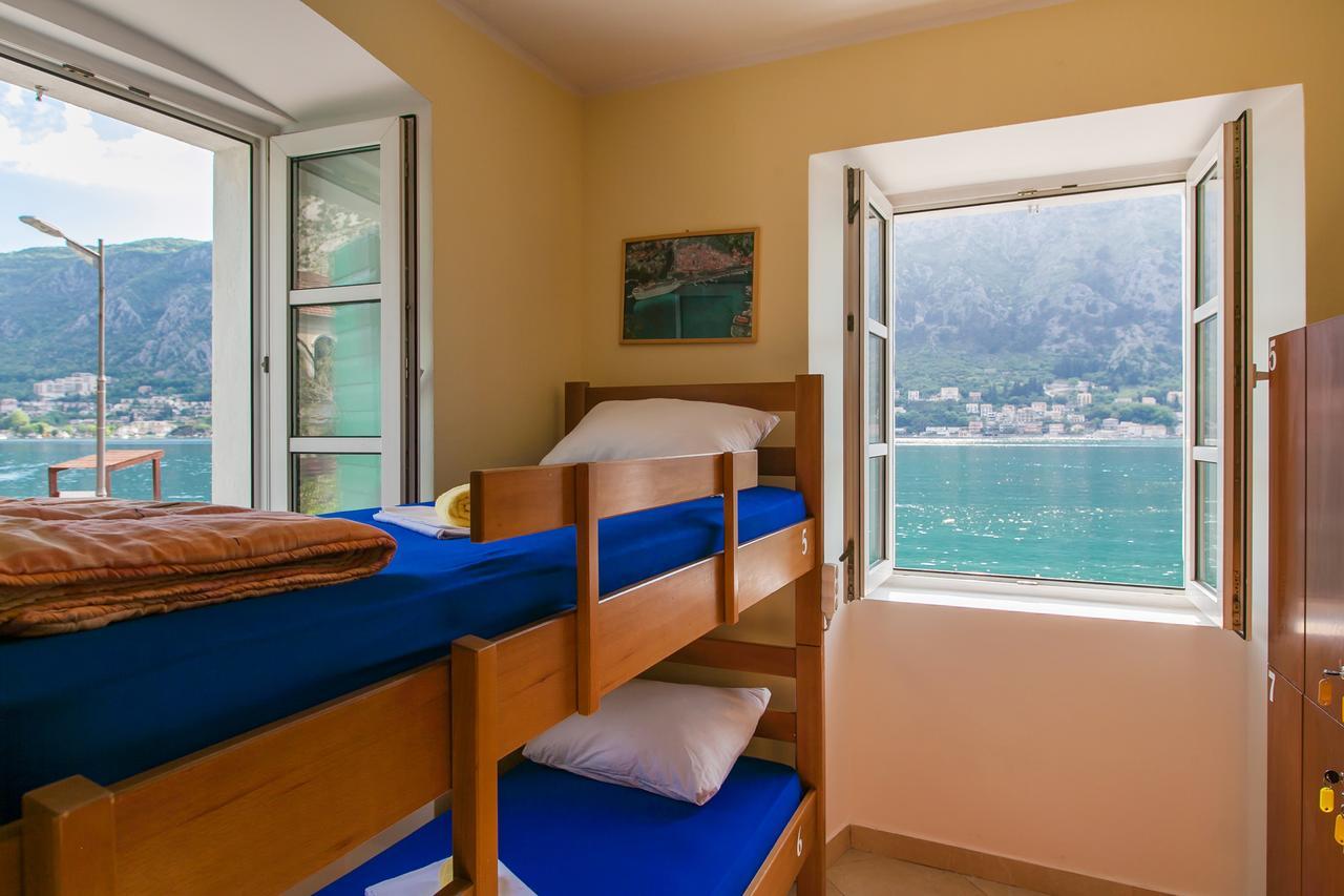 Montenegro Hostel 4U Kotor Kültér fotó